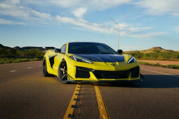 Comment préparer une Yamaha MT-10 pour les trajets longue distance ?